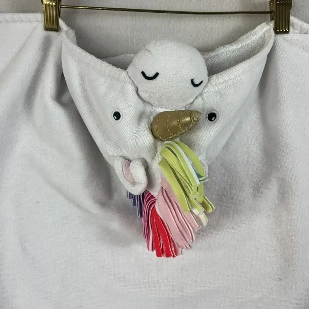 Pottery Barn Kids Critter Plush Hooded Towel Unicorn Colorful Pastel 23 x 34 in